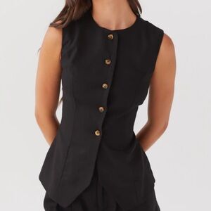 PepperMayo born for Bordeaux black vest